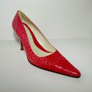 Banana Republic size 9 pink croc embossed leather